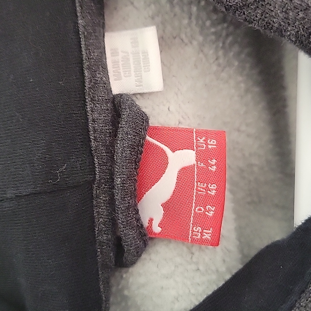 Puma Sweatshirt Size XL - Picture 4 of 4